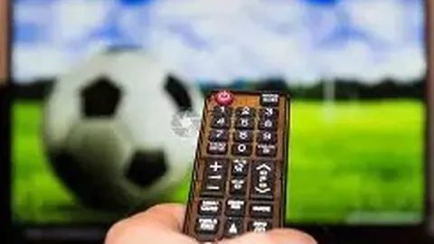 “皇马瞄准19岁新星，5000万镑解约金锁定中卫首选引援目标”